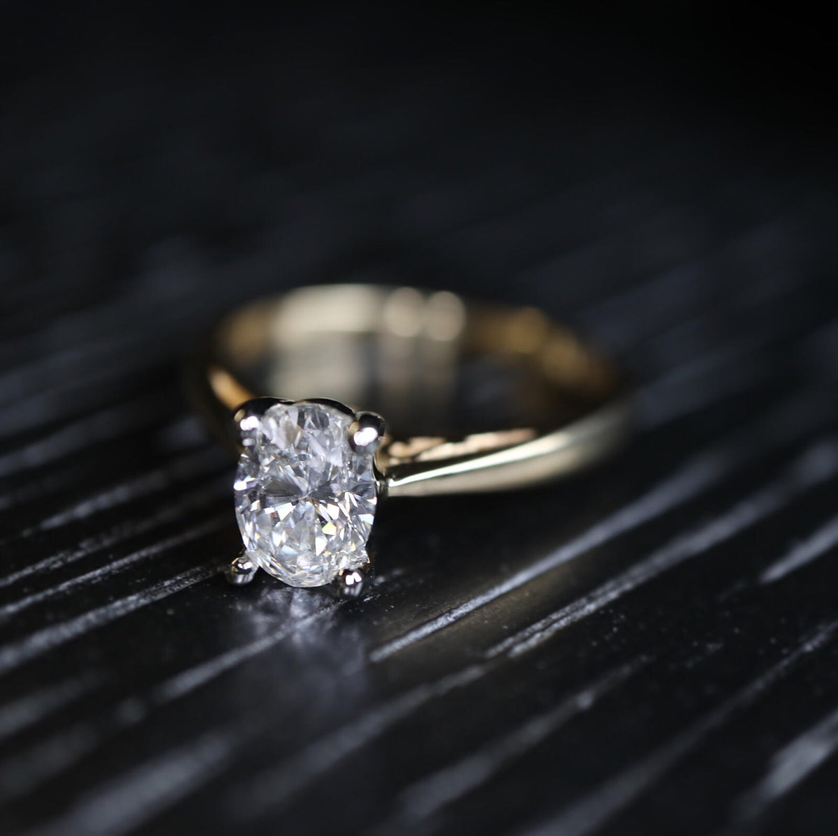 Wedding Rings in Winnipeg | Diamond Gallery