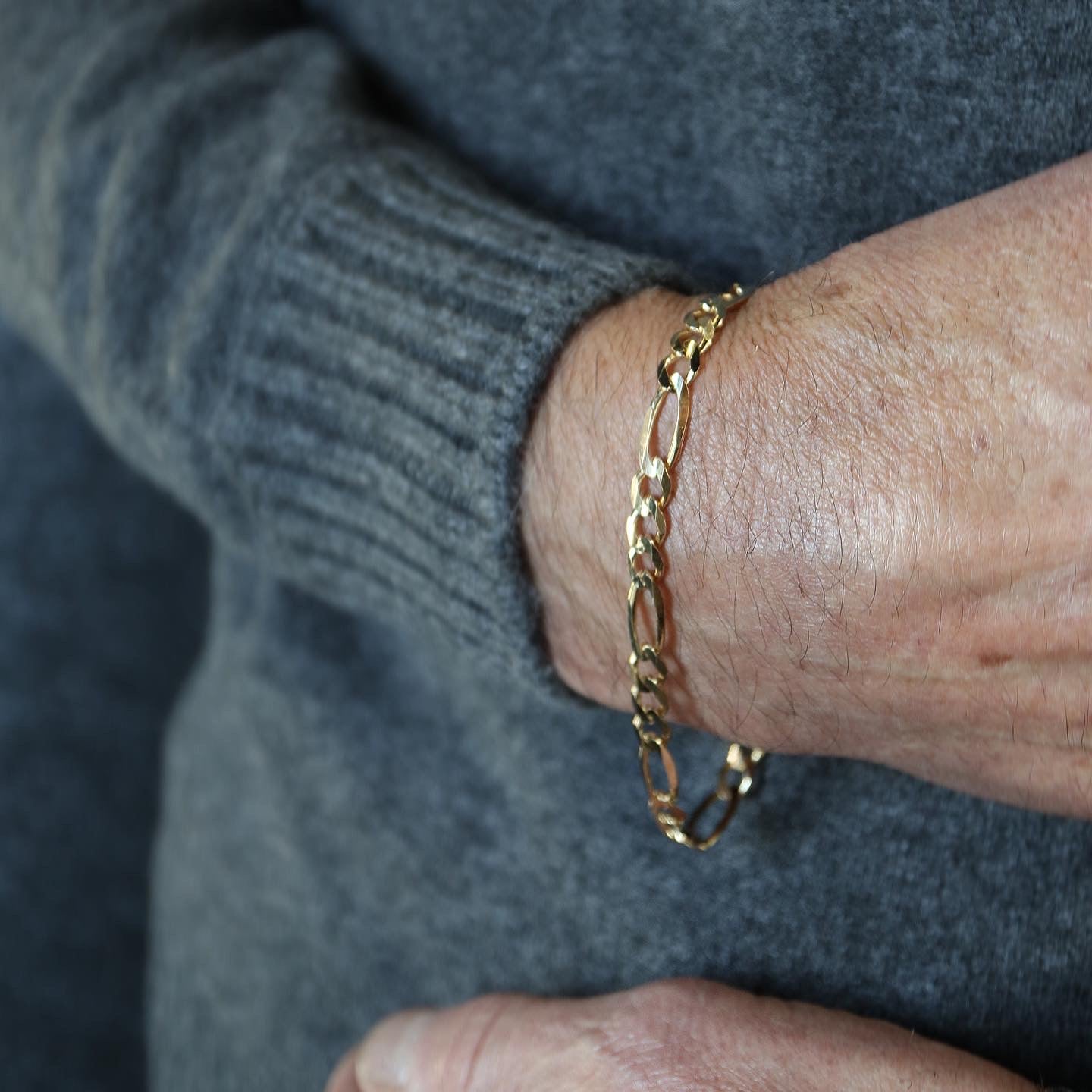 14K Yellow Gold Figaro Bracelet – Diamond Gallery